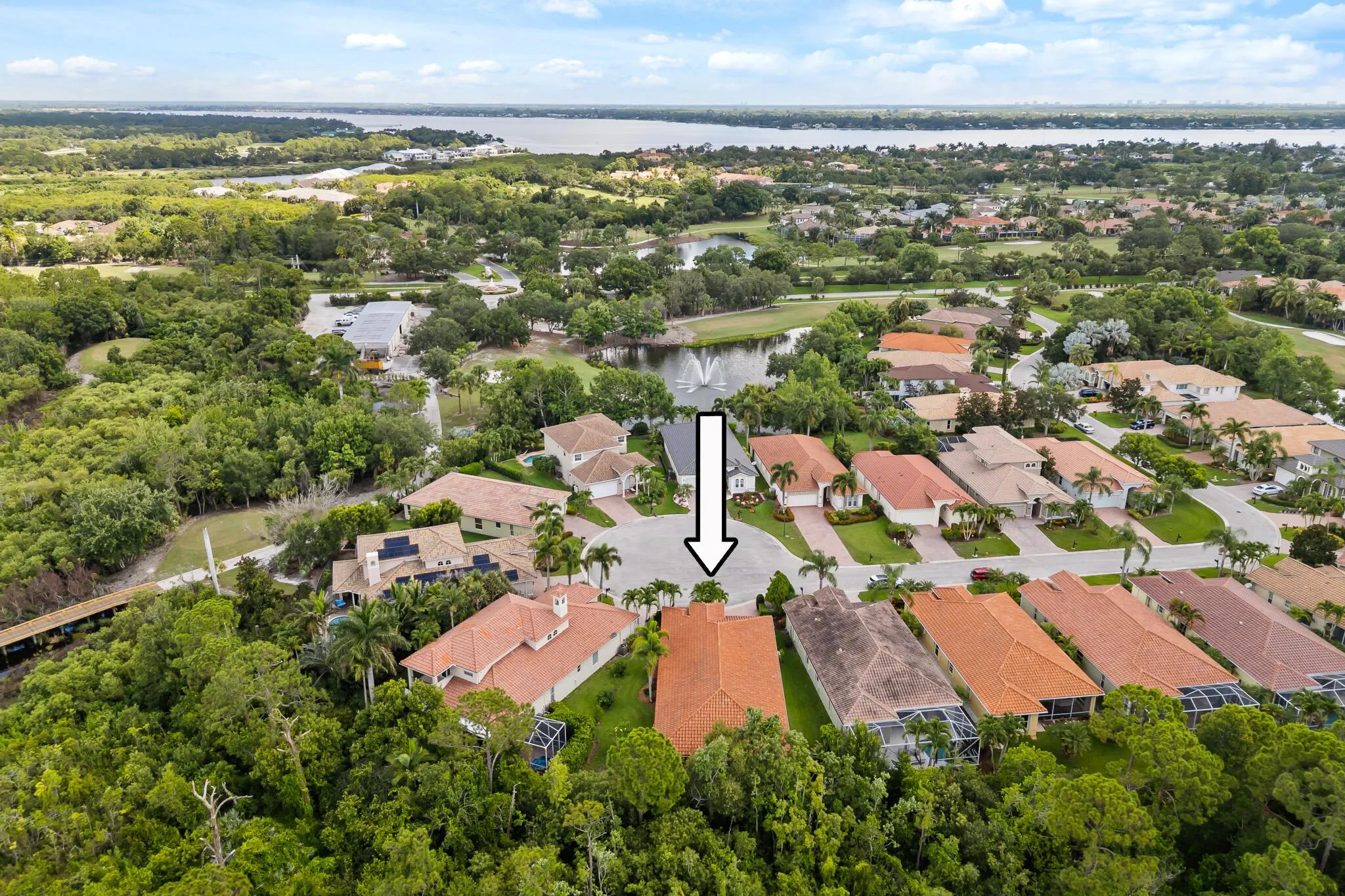 879 SW Pebble Lane