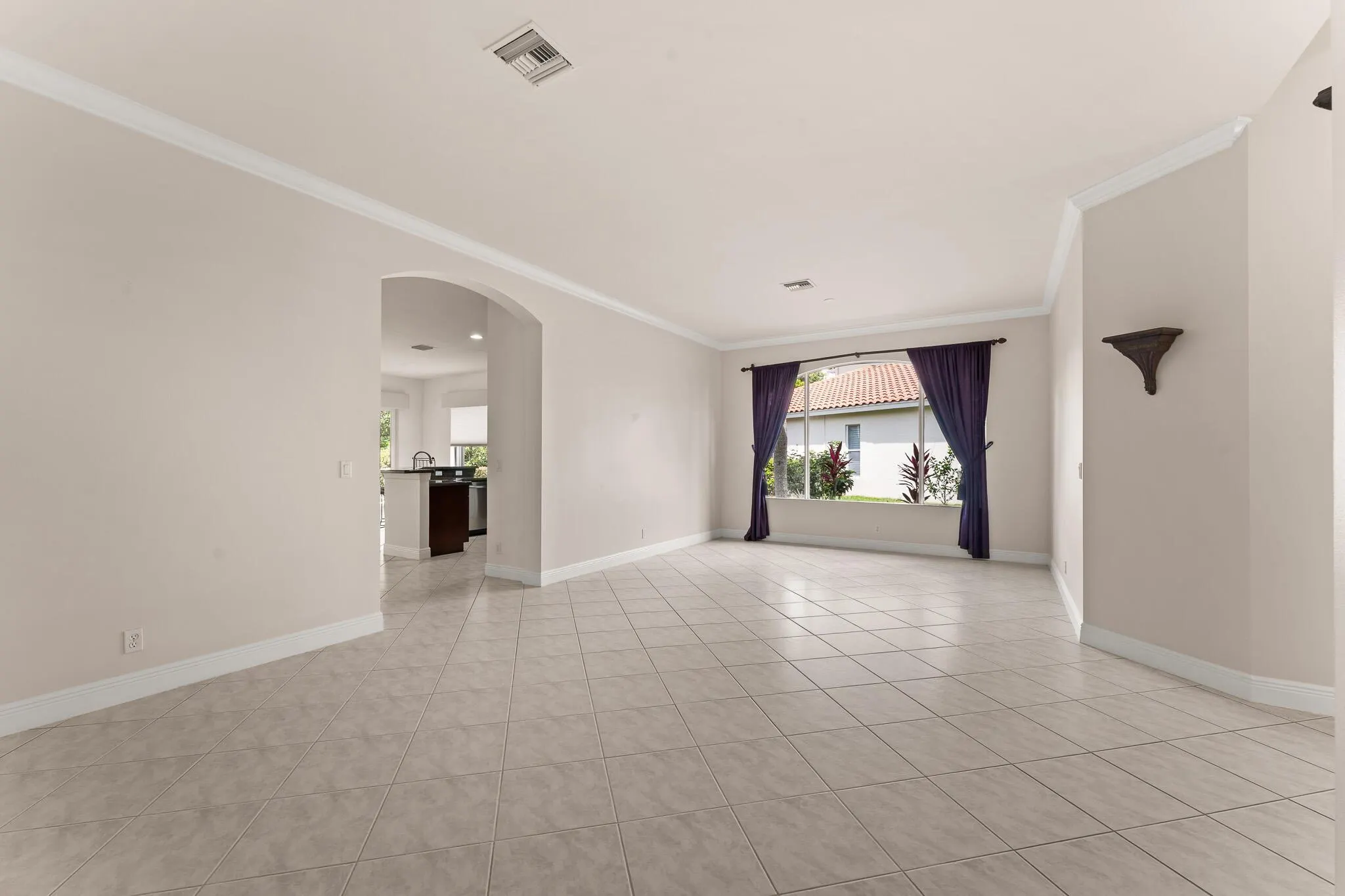 879 SW Pebble Lane