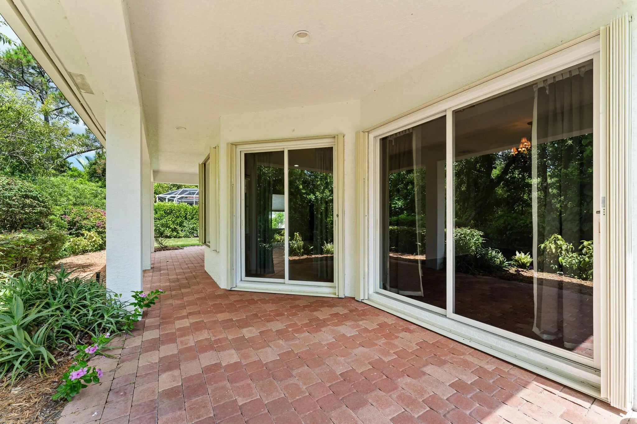 879 SW Pebble Lane