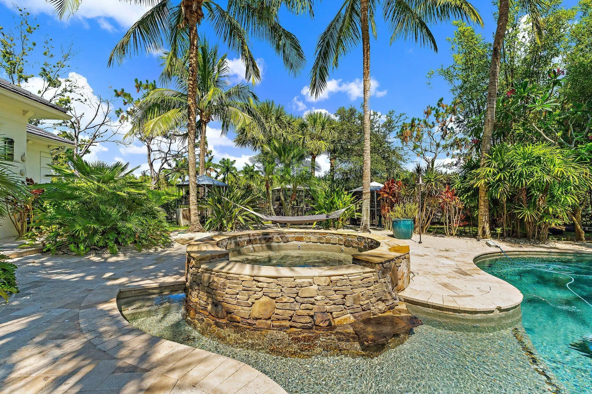 8082 SE Hidden Bridge Court