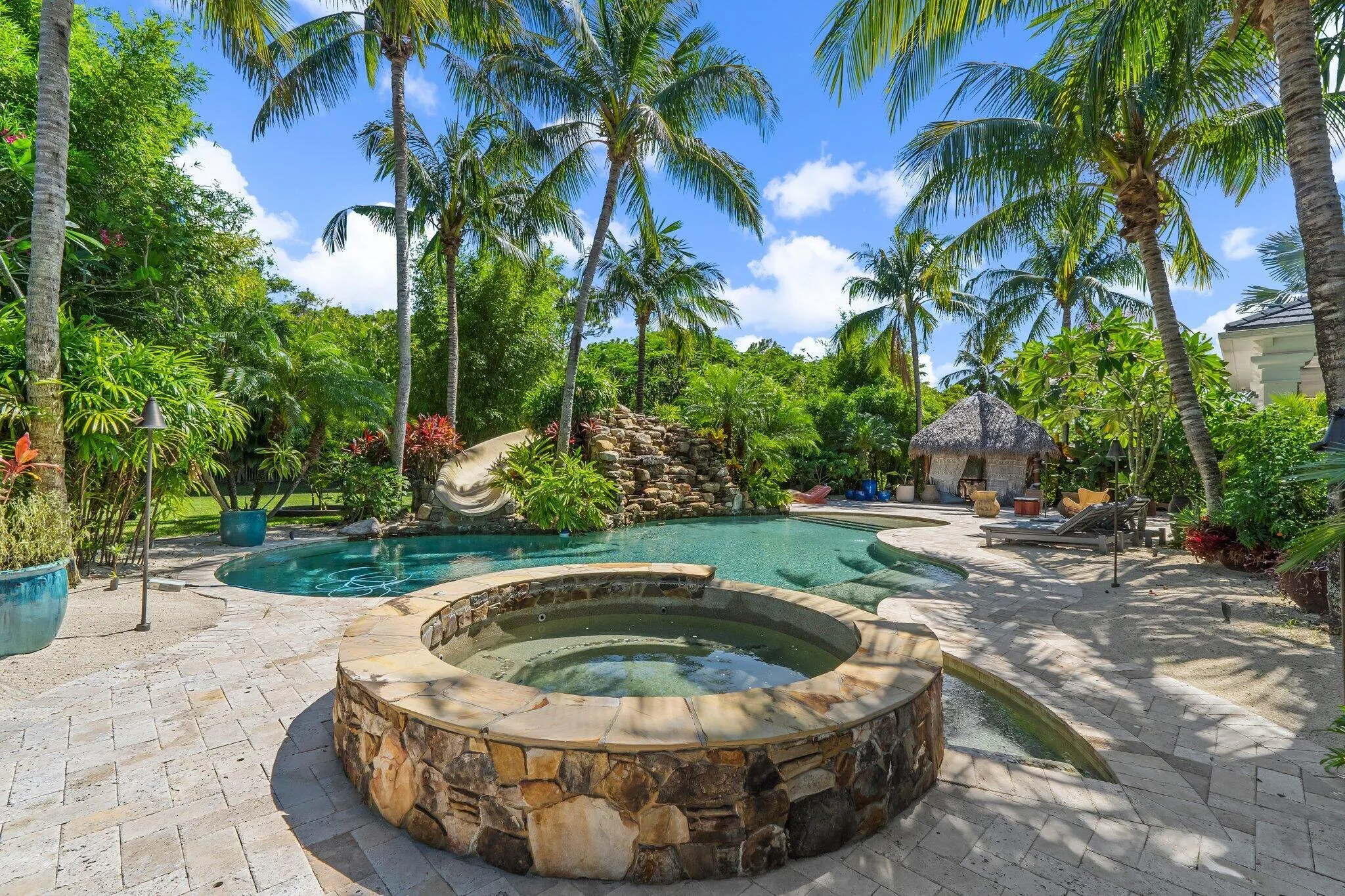 8082 SE Hidden Bridge Court