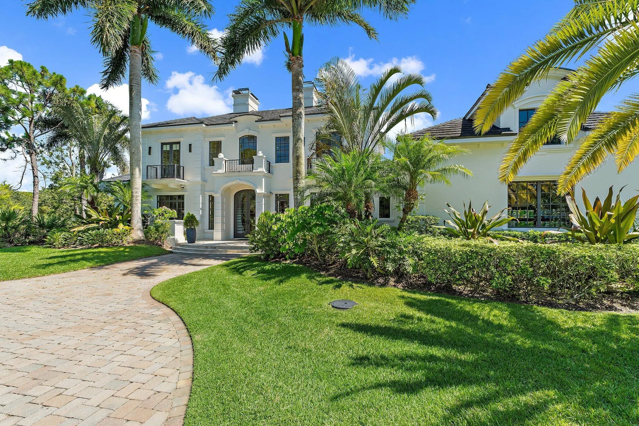 8082 SE Hidden Bridge Court