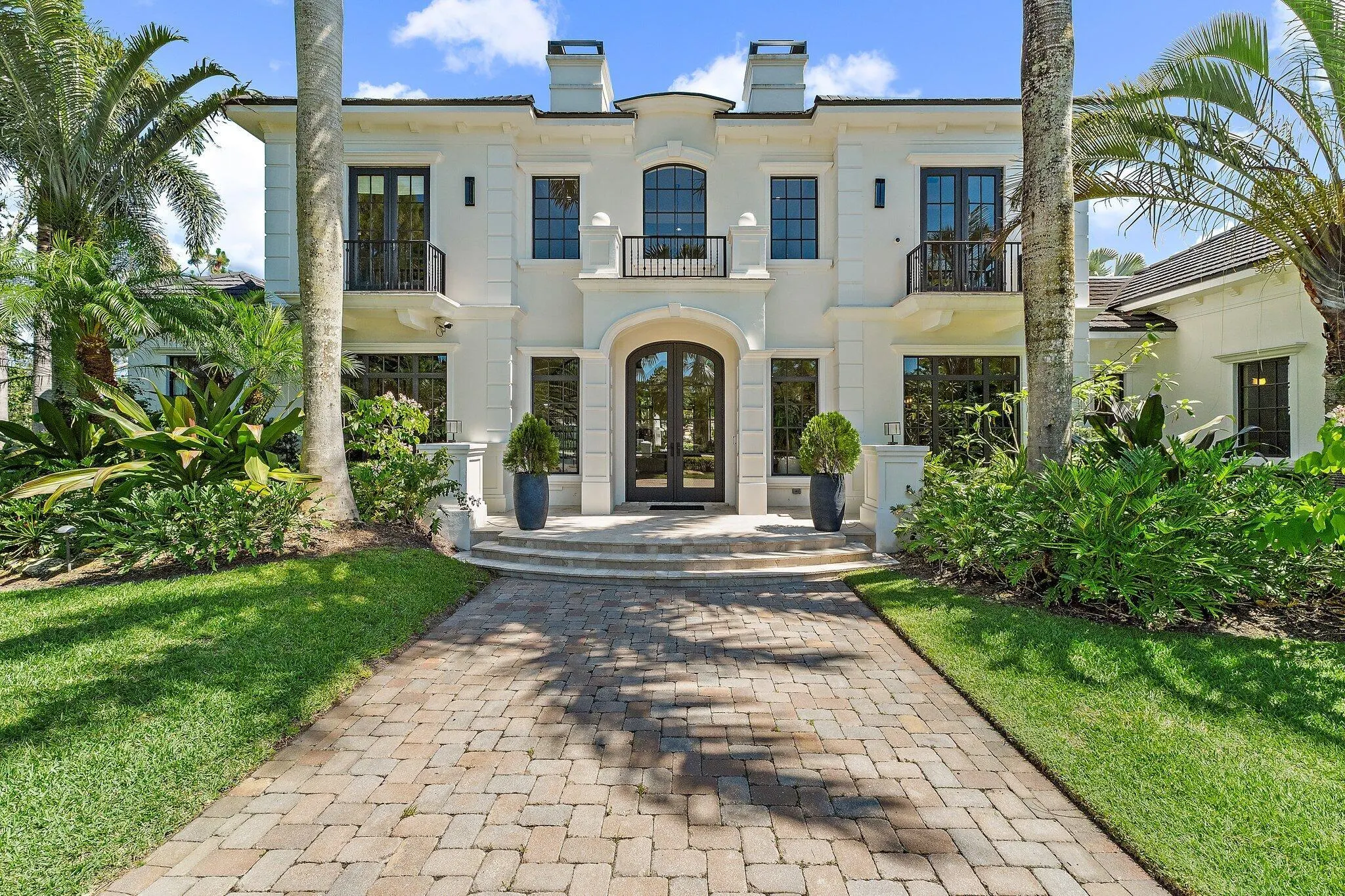 8082 SE Hidden Bridge Court