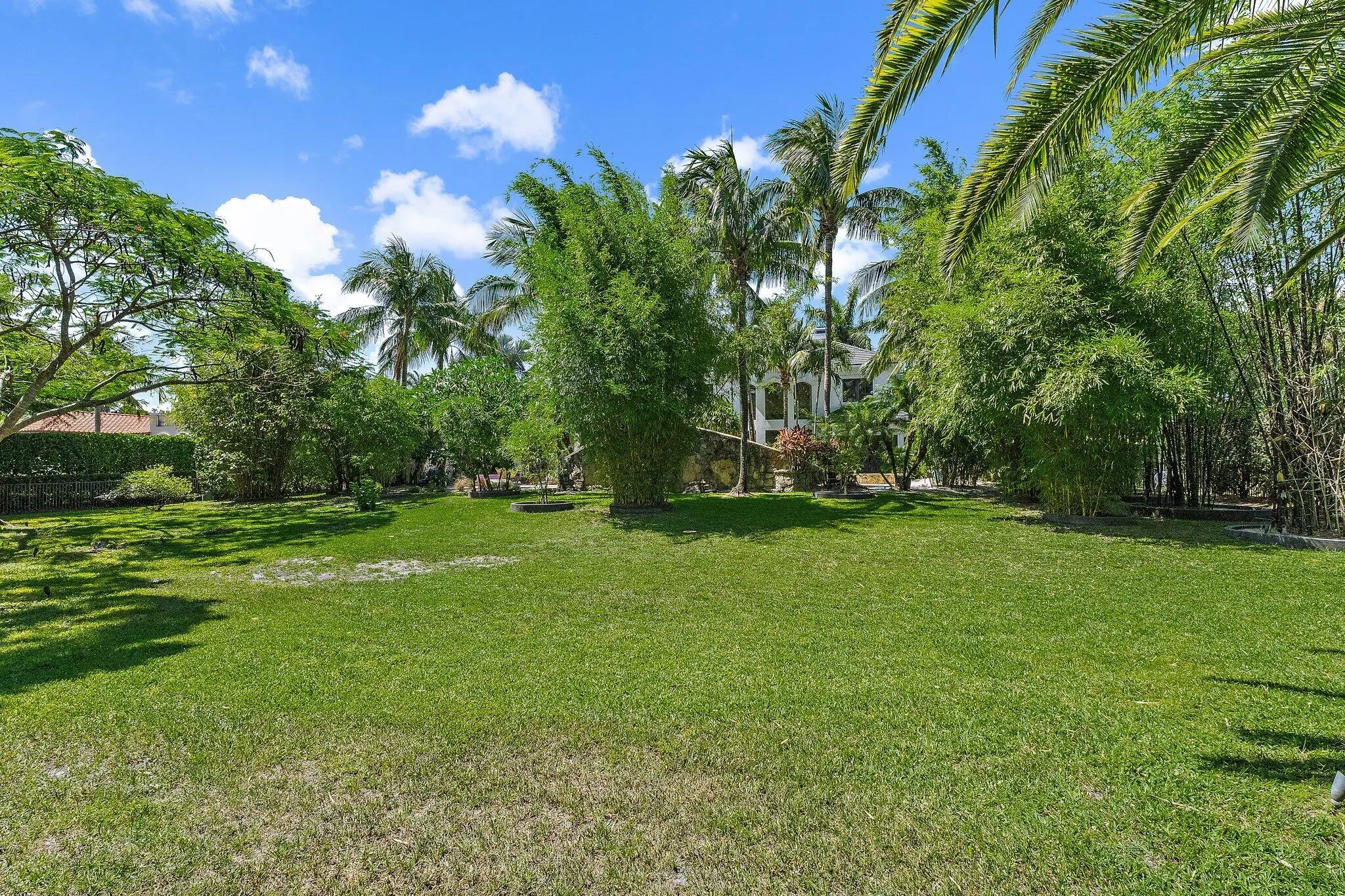 8082 SE Hidden Bridge Court