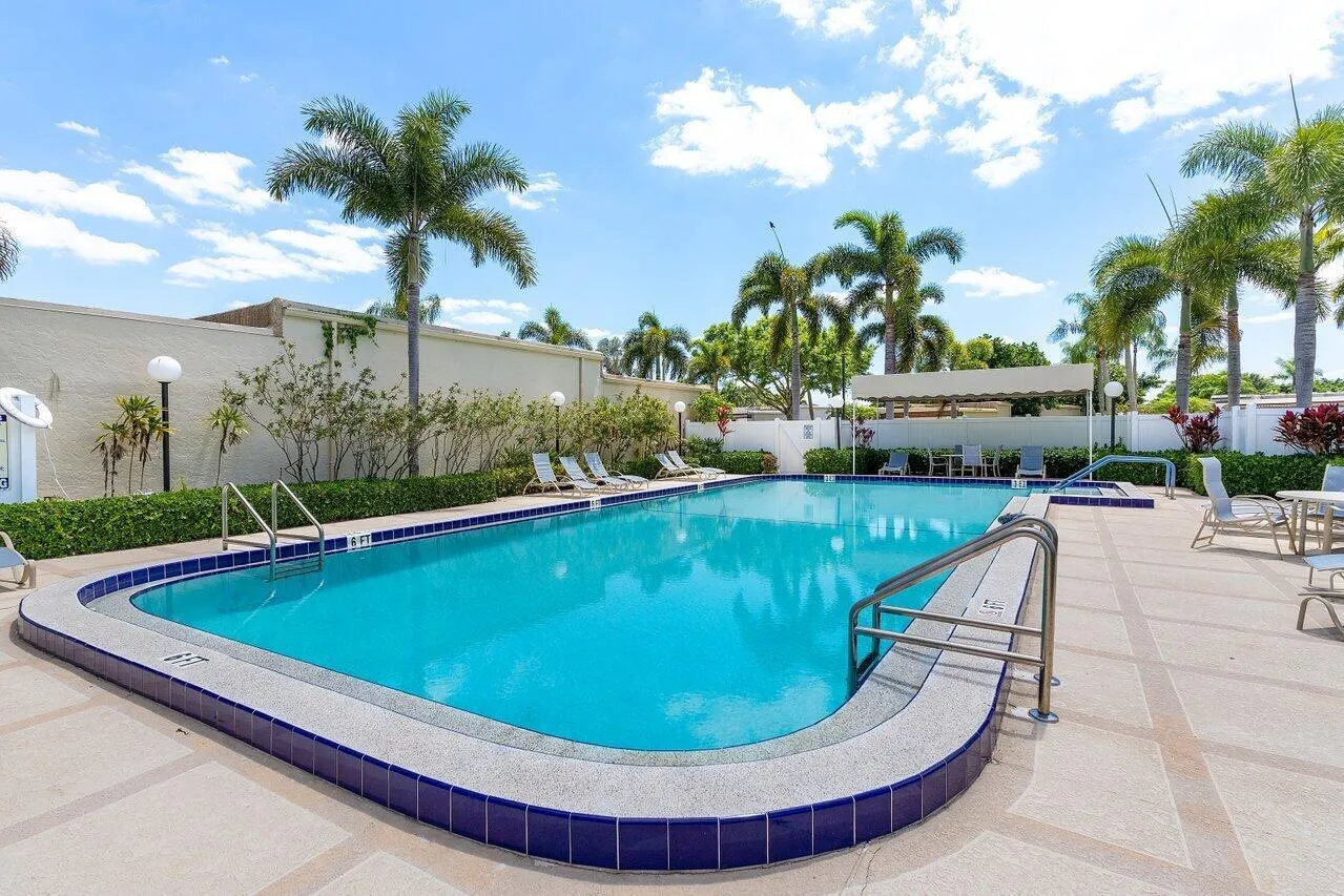 6727 Palermo Way