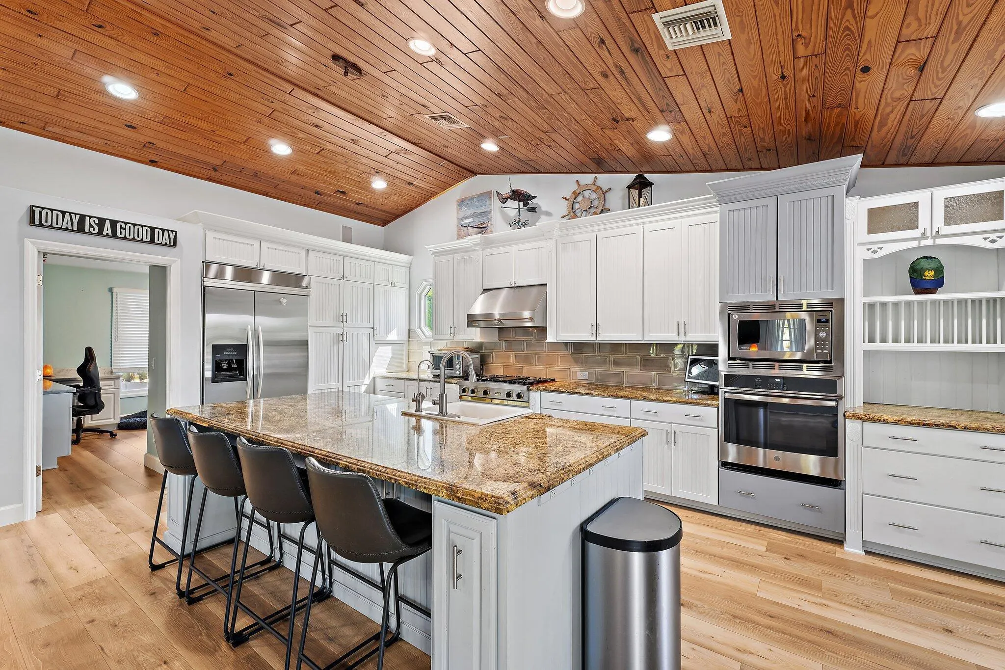 3327 SW Bessey Creek Trail