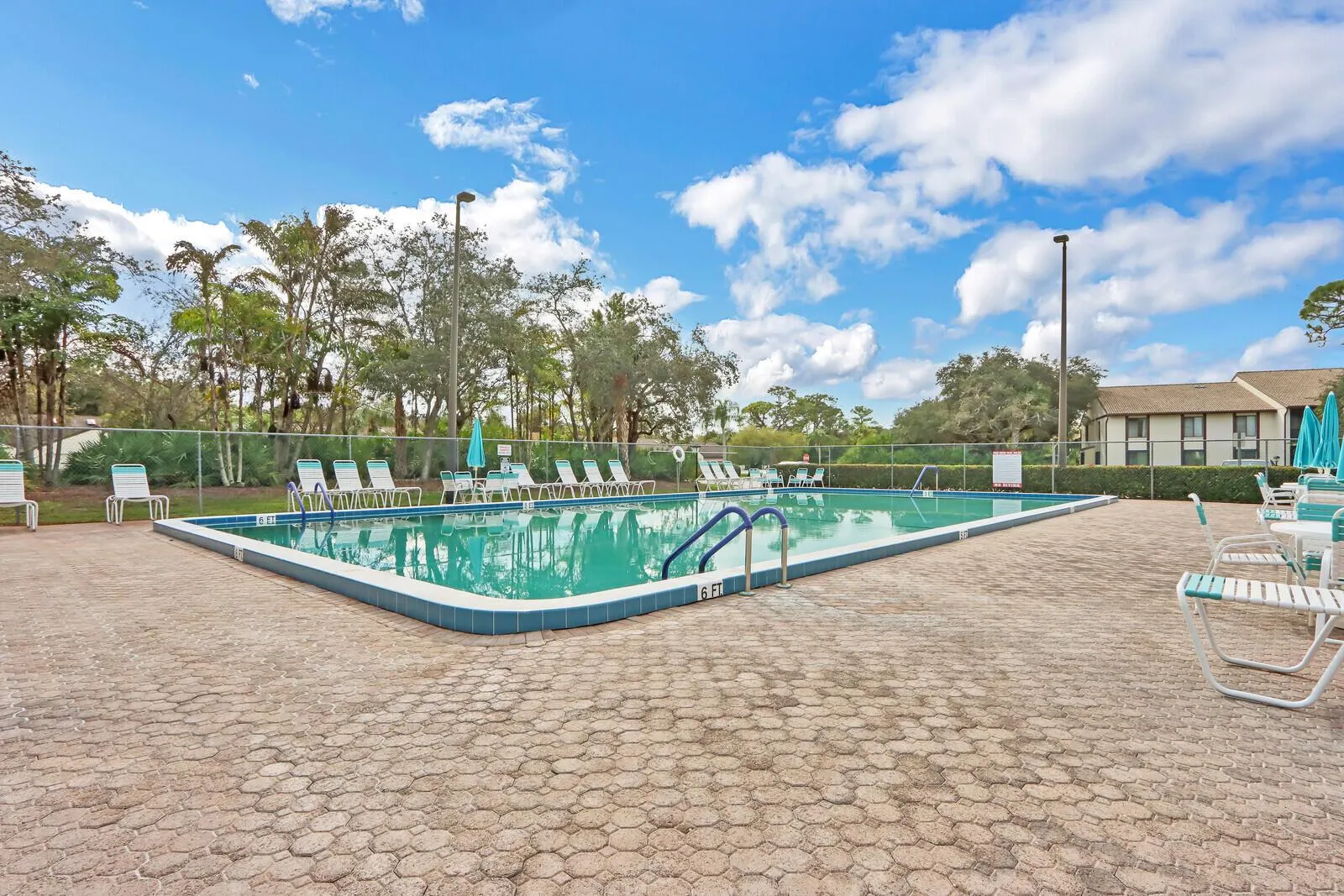 1935 SW Silver Pine Way, #117-B2
