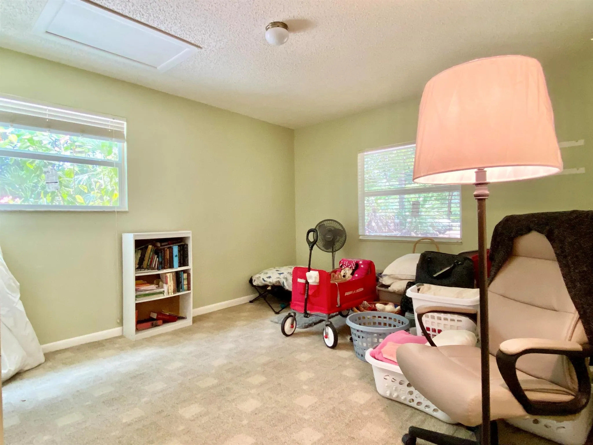 16844 127 Drive N