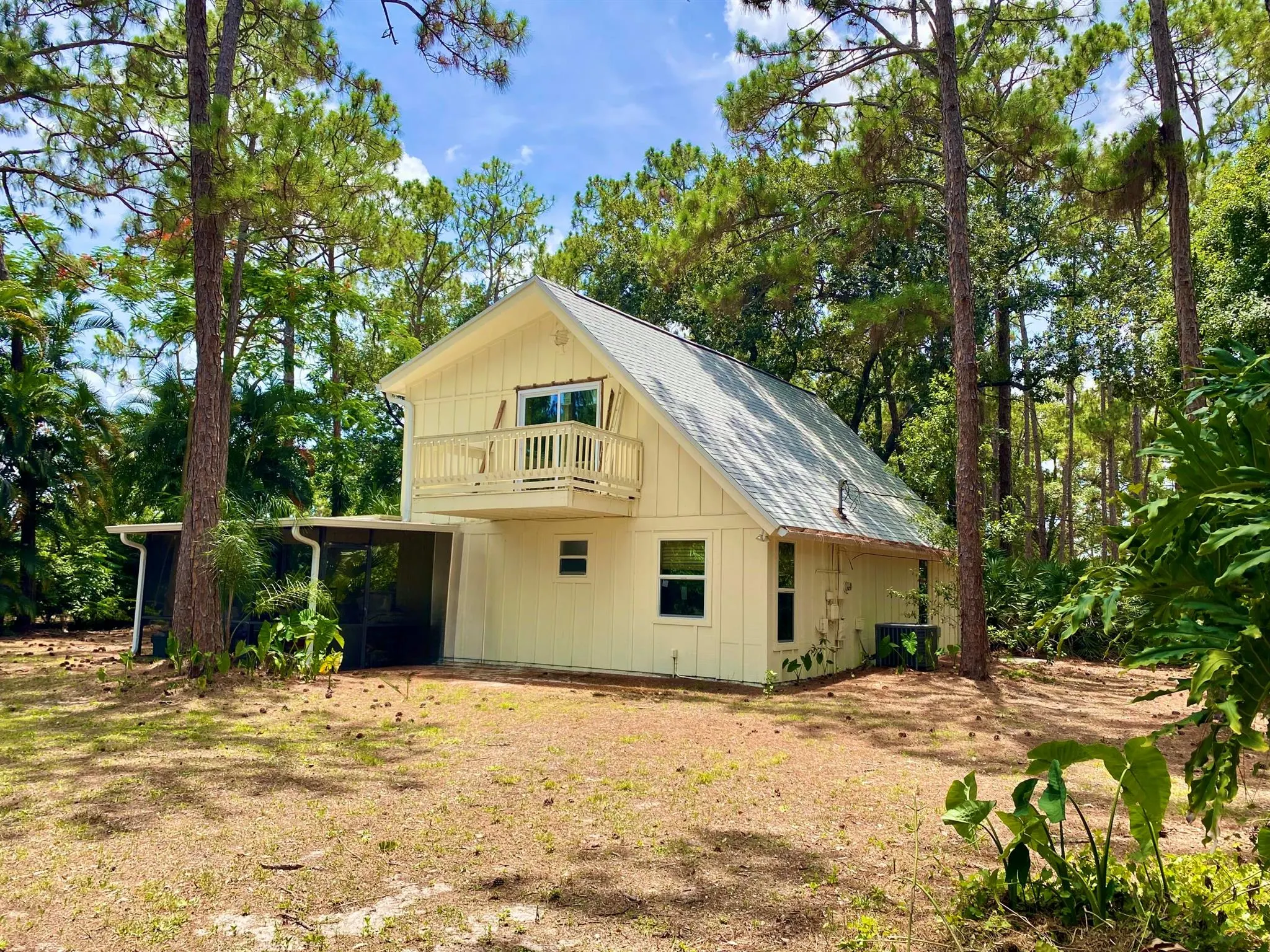 16844 127 Drive N