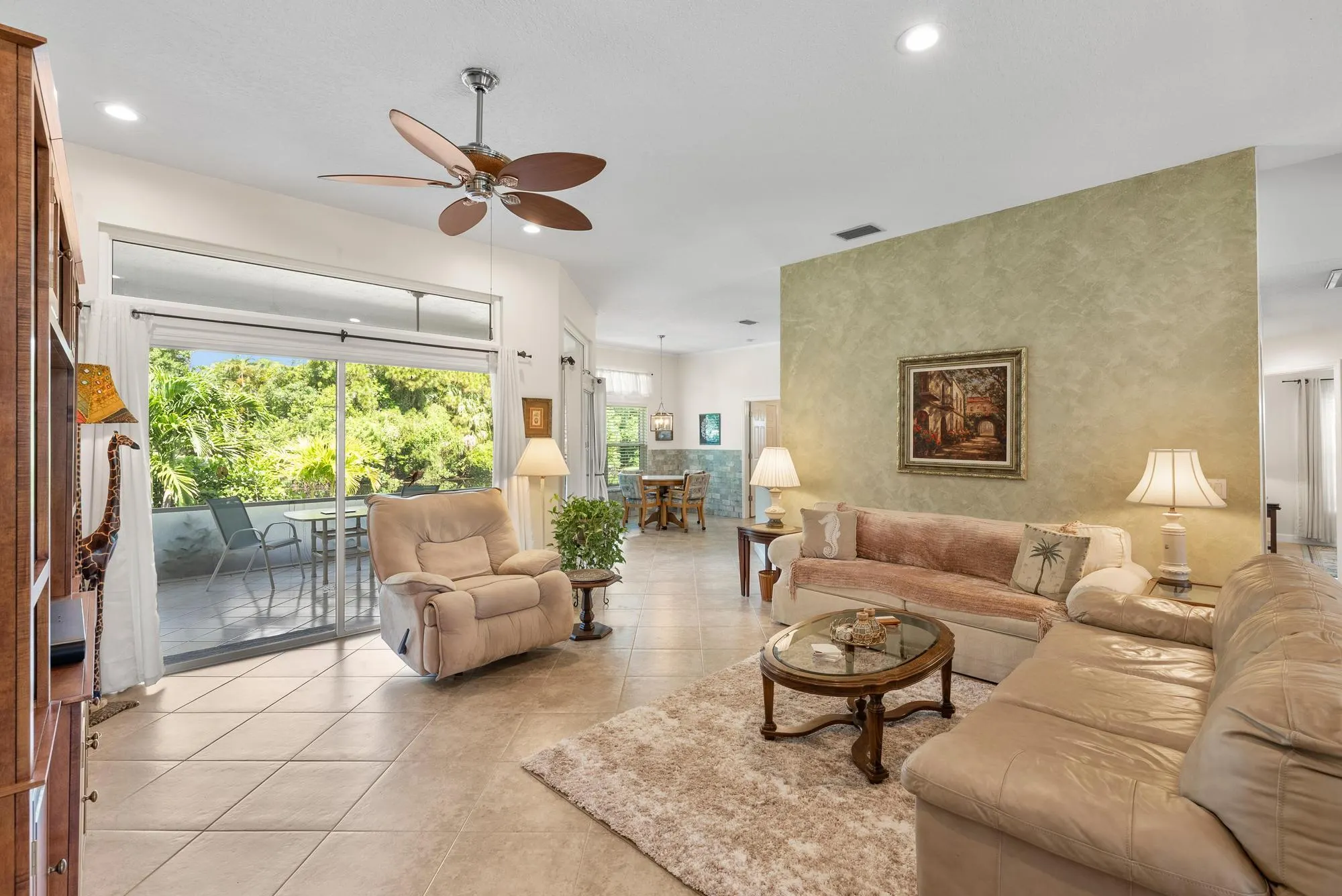 1200 SW Arrowhead Court