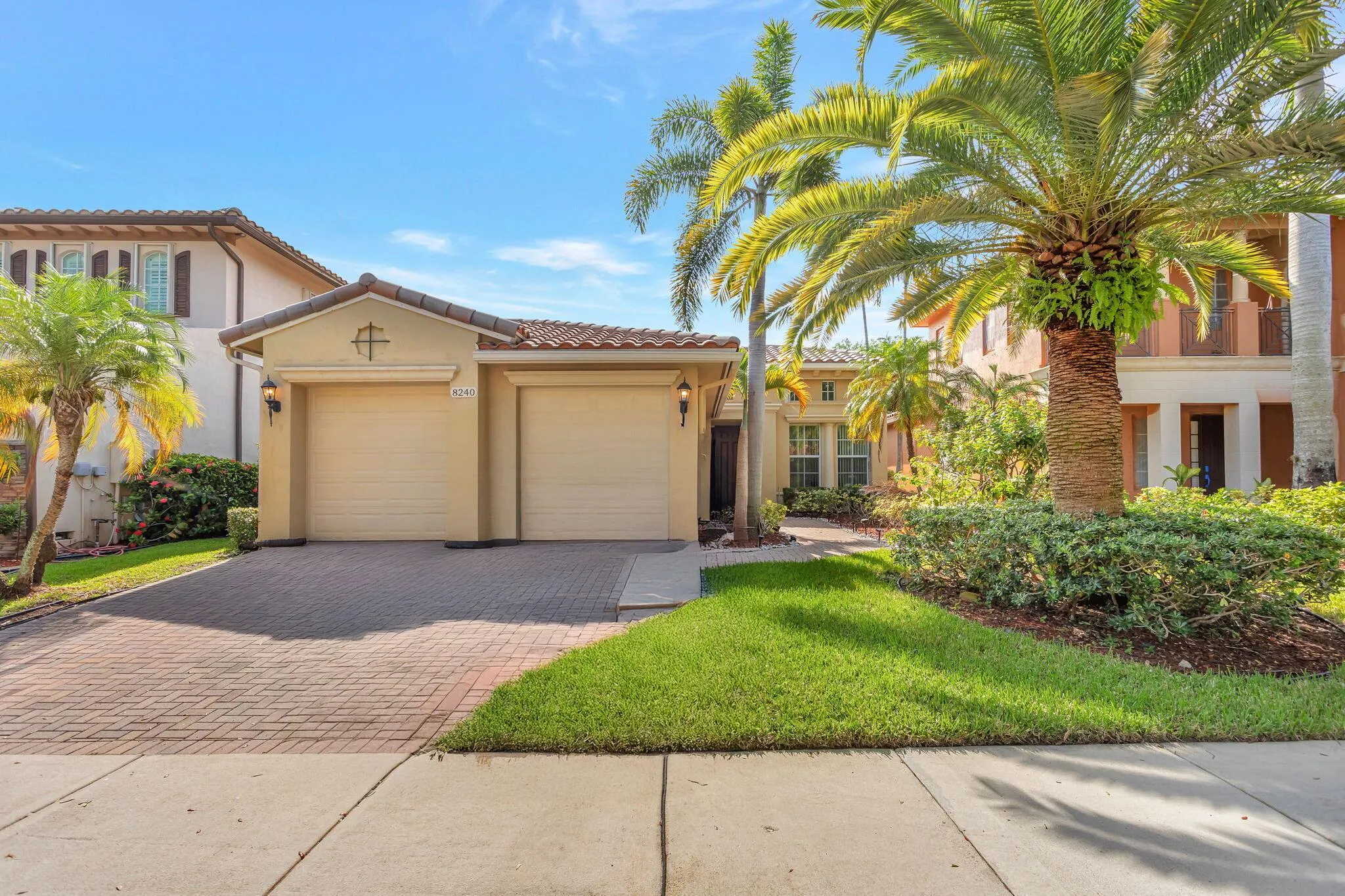 8240 NW 105th Ln Lane