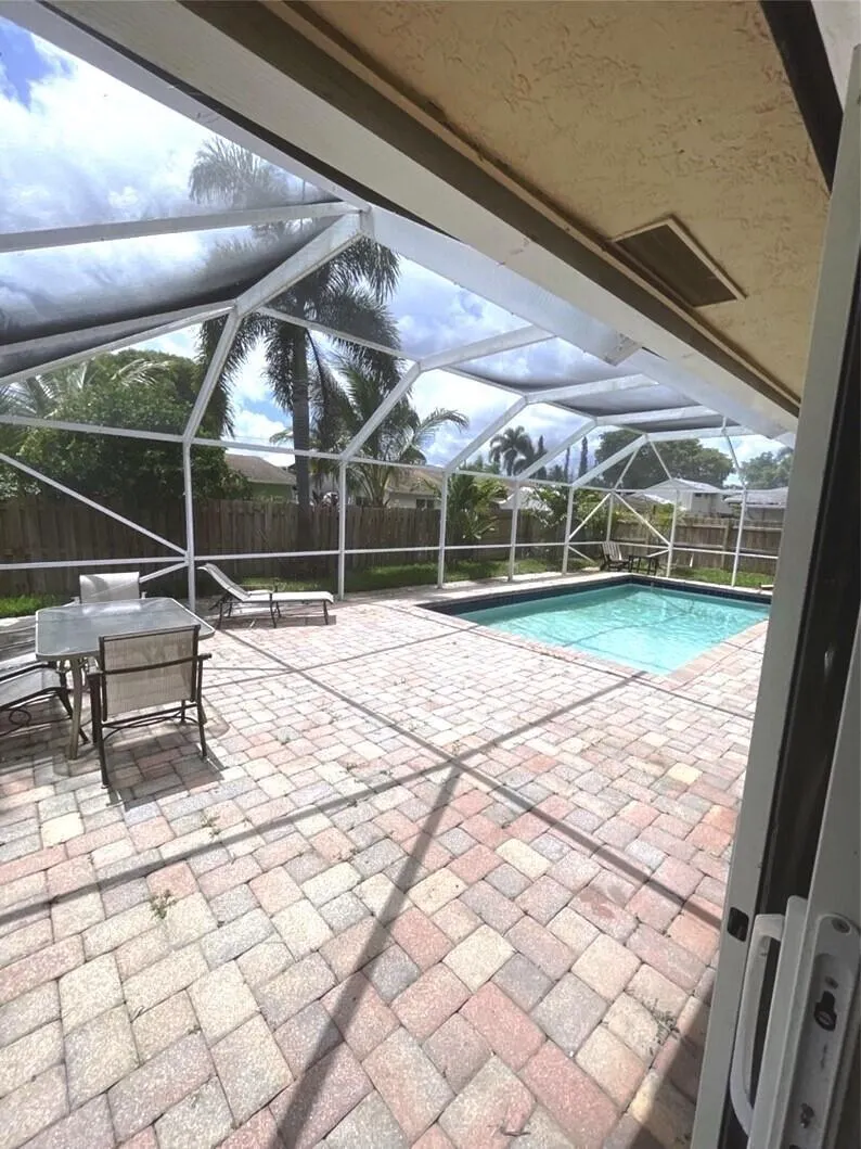 4447 Melvin Road