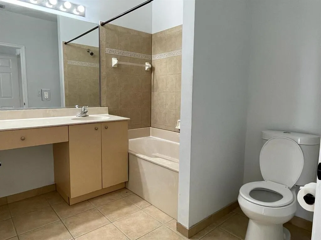 3549 Forest Hill 19 Boulevard, #19