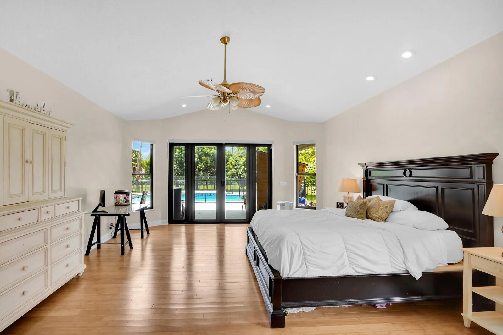 6980 NW 67th Court
