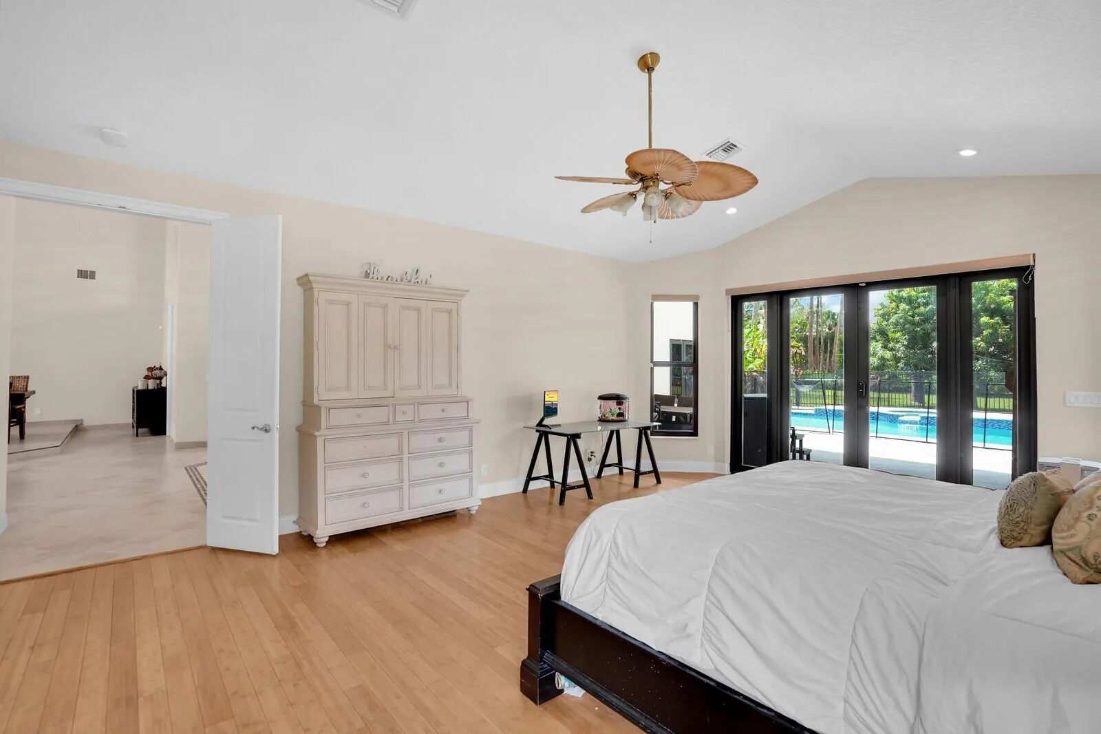 6980 NW 67th Court