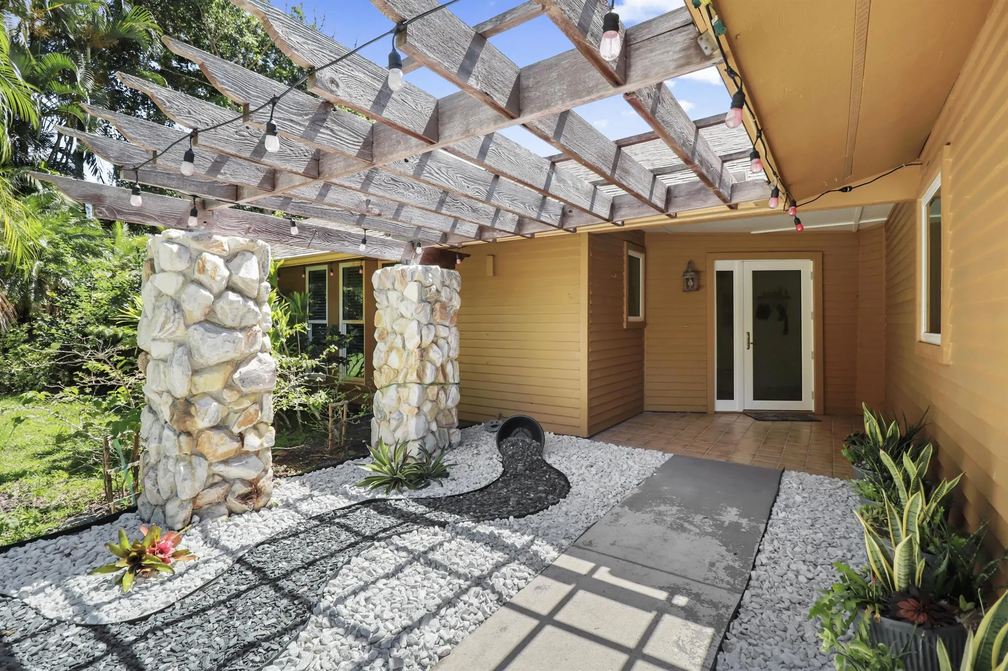 1974 SW St Andrews Drive