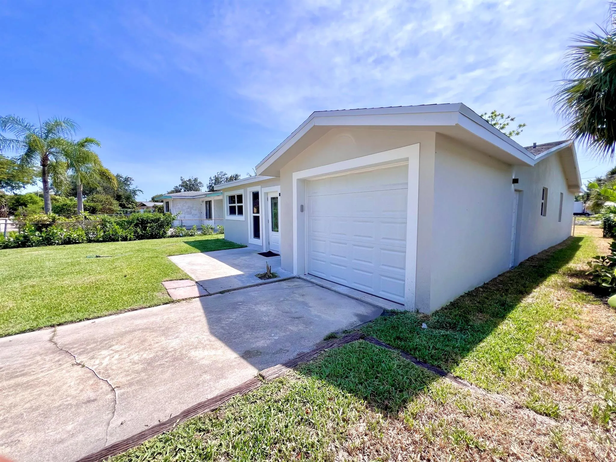 118 SW 9th Avenue