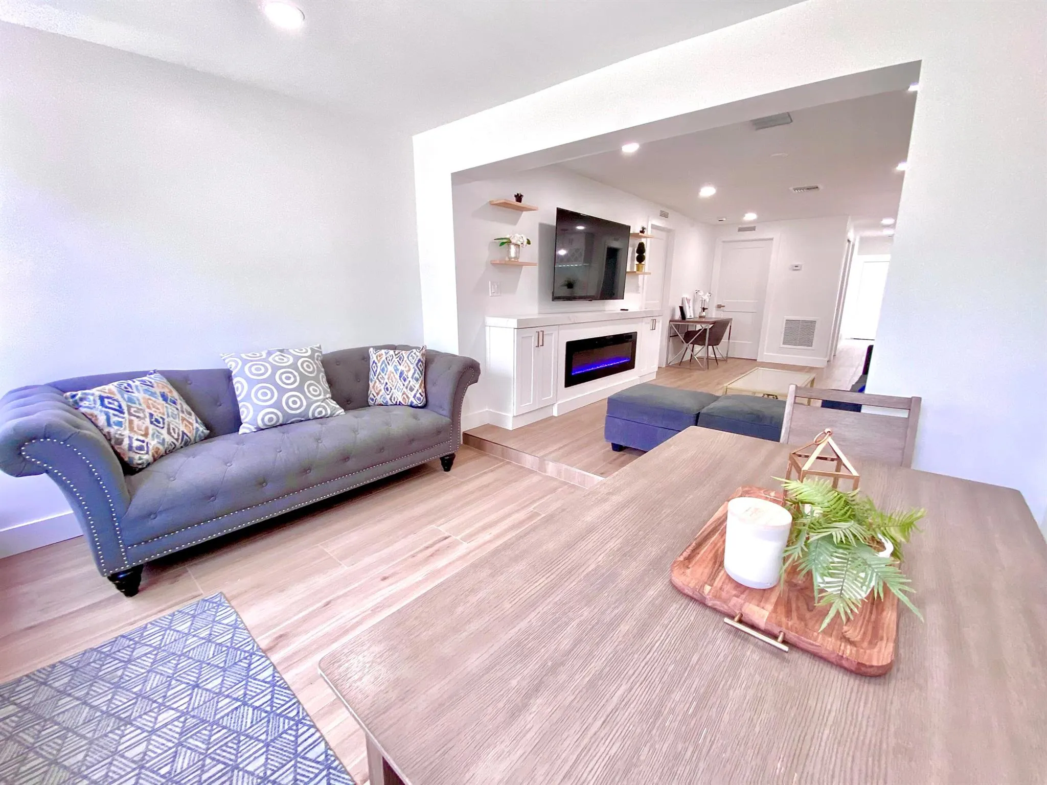 118 SW 9th Avenue
