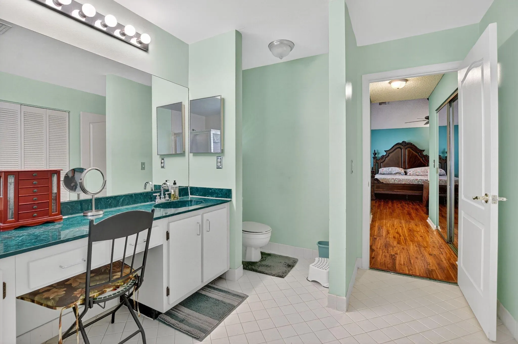 6170 NW 77th Place