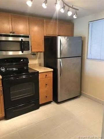 1911 Sabal Palm Drive, #104