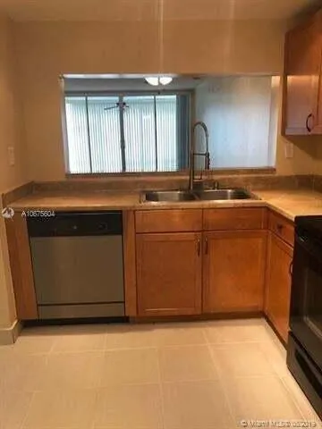 1911 Sabal Palm Drive, #104