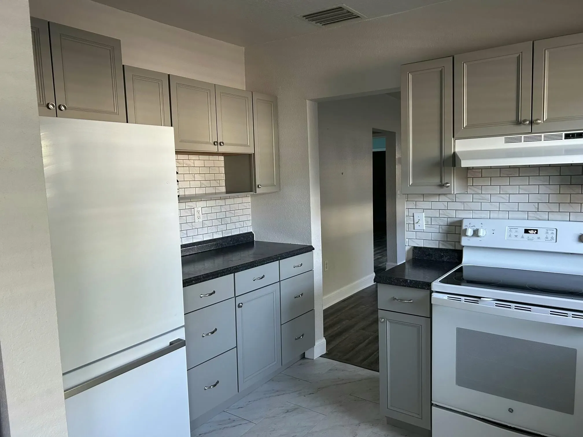 305 SW 2nd Street