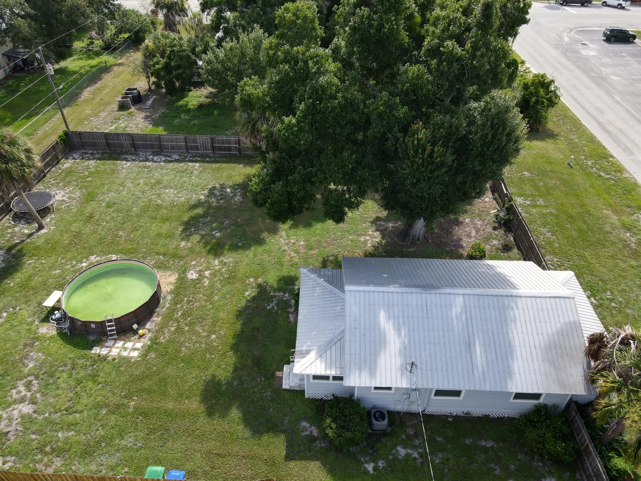 305 SW 2nd Street