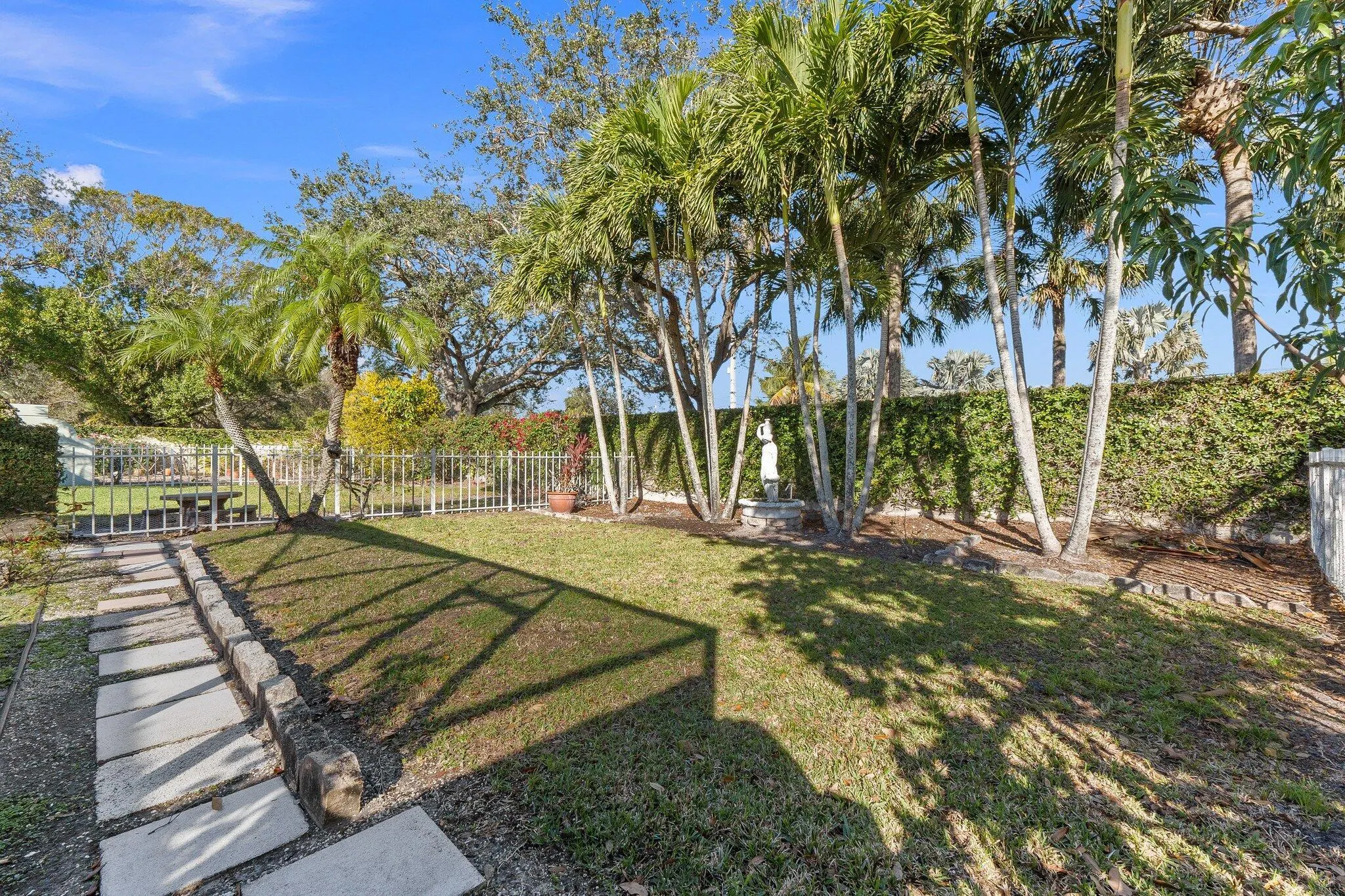 2977 SW Waterfall Trace