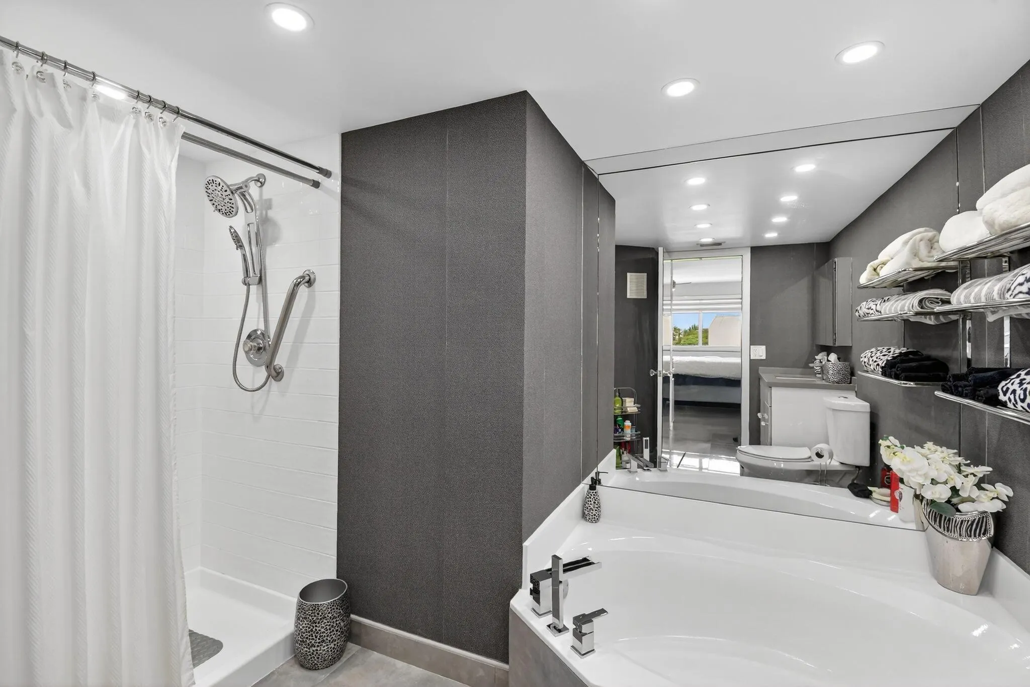 2603 NW 103rd Avenue, #401