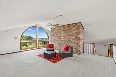 240 Utopia Circle