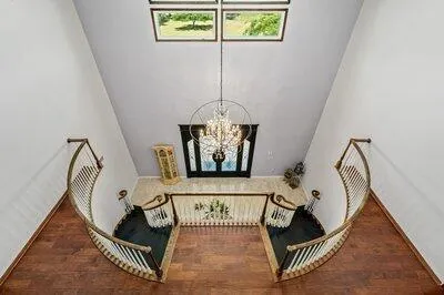 240 Utopia Circle