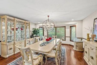 240 Utopia Circle
