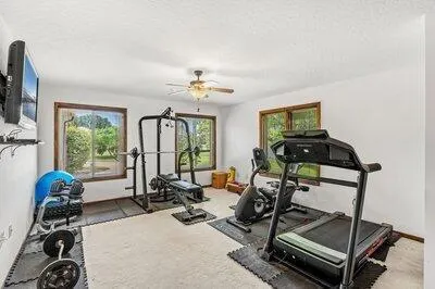 240 Utopia Circle