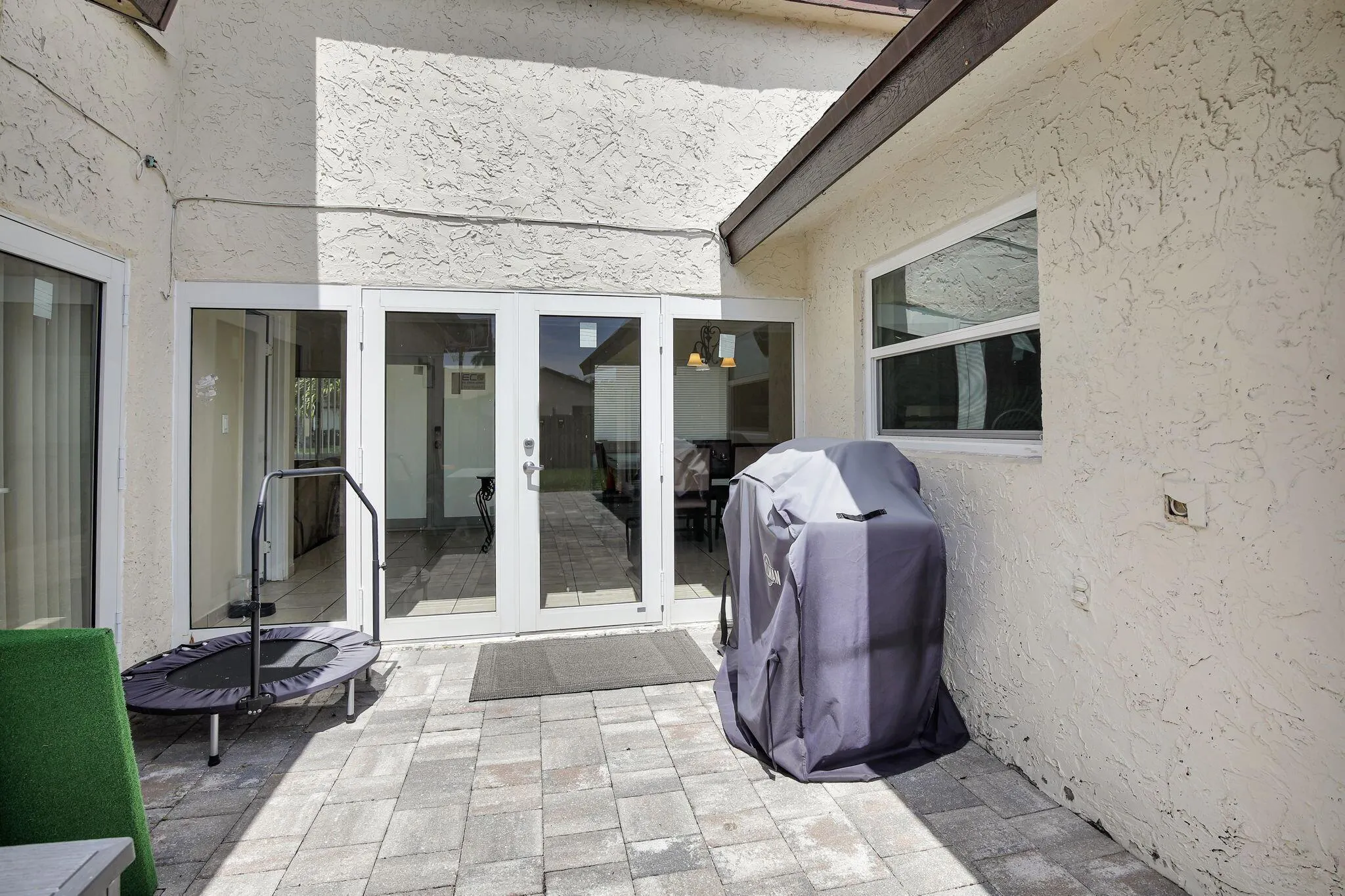 3160 NW 97 Way