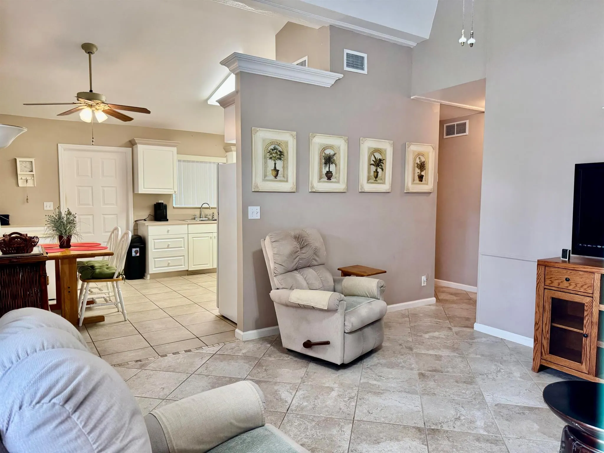 4331 SW 11th Way