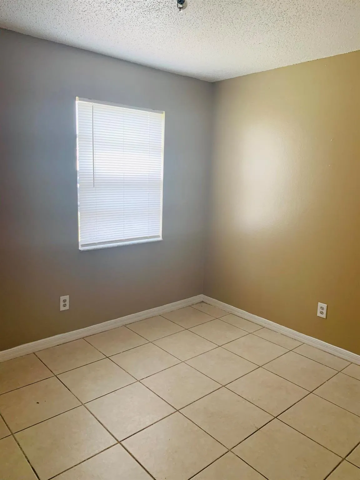 3370 NW 40th Drive