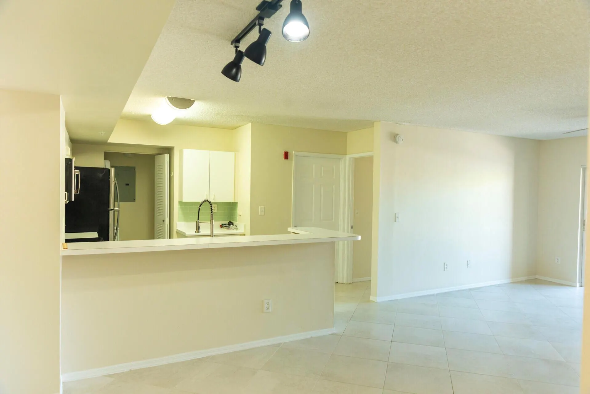 2600 S University Drive, #211