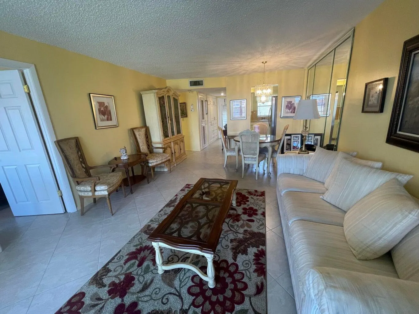 8901 Sunrise Lakes Boulevard, #202