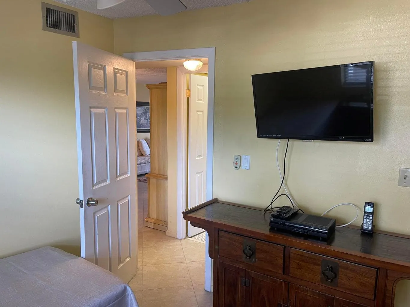 8901 Sunrise Lakes Boulevard, #202