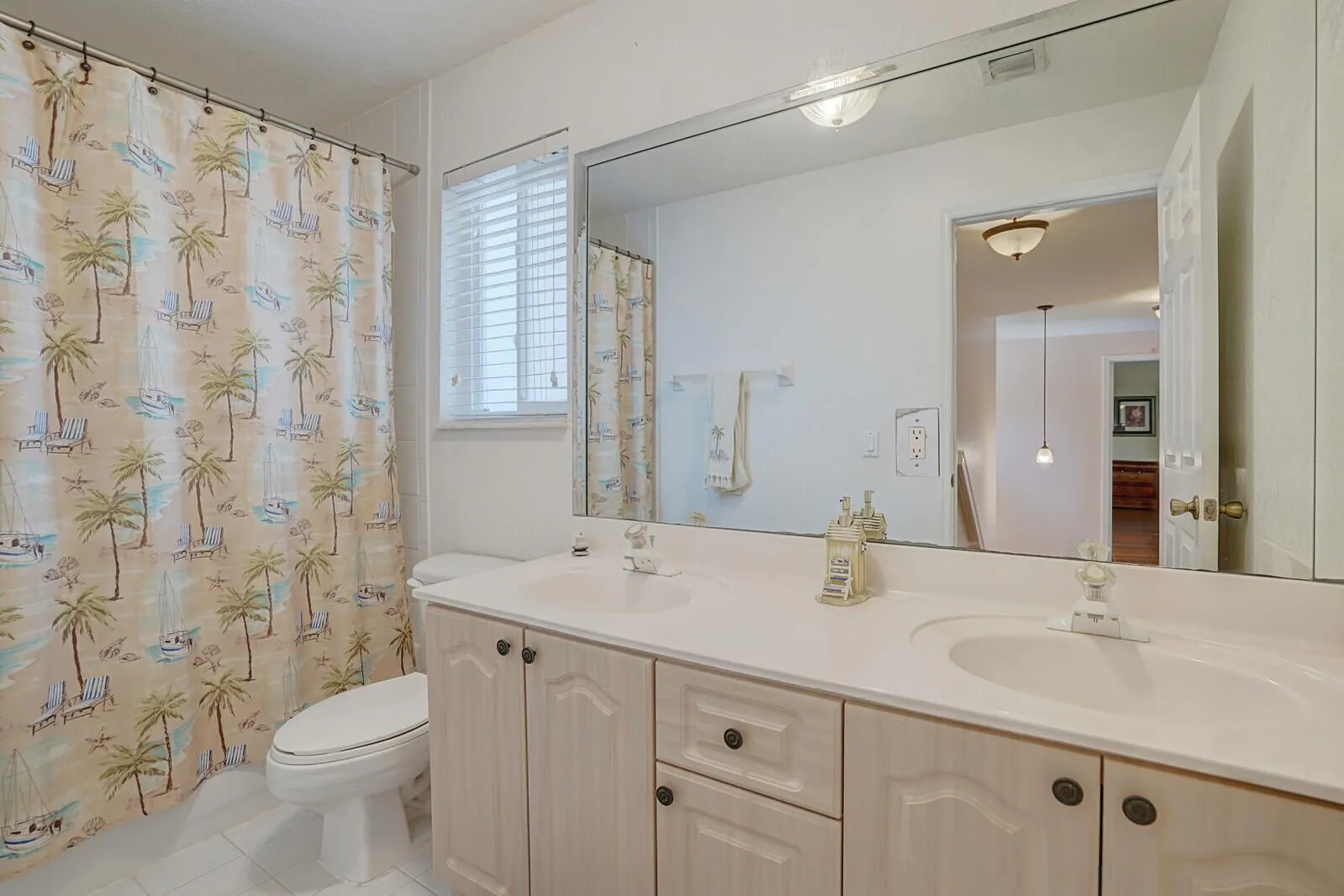 317 E Garden Cove Circle