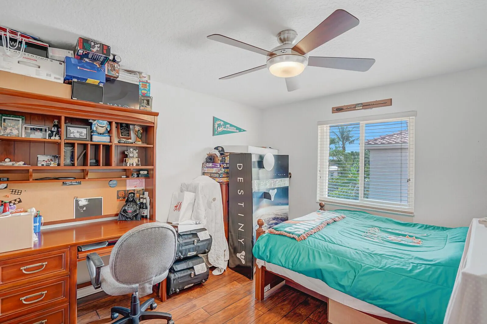317 E Garden Cove Circle