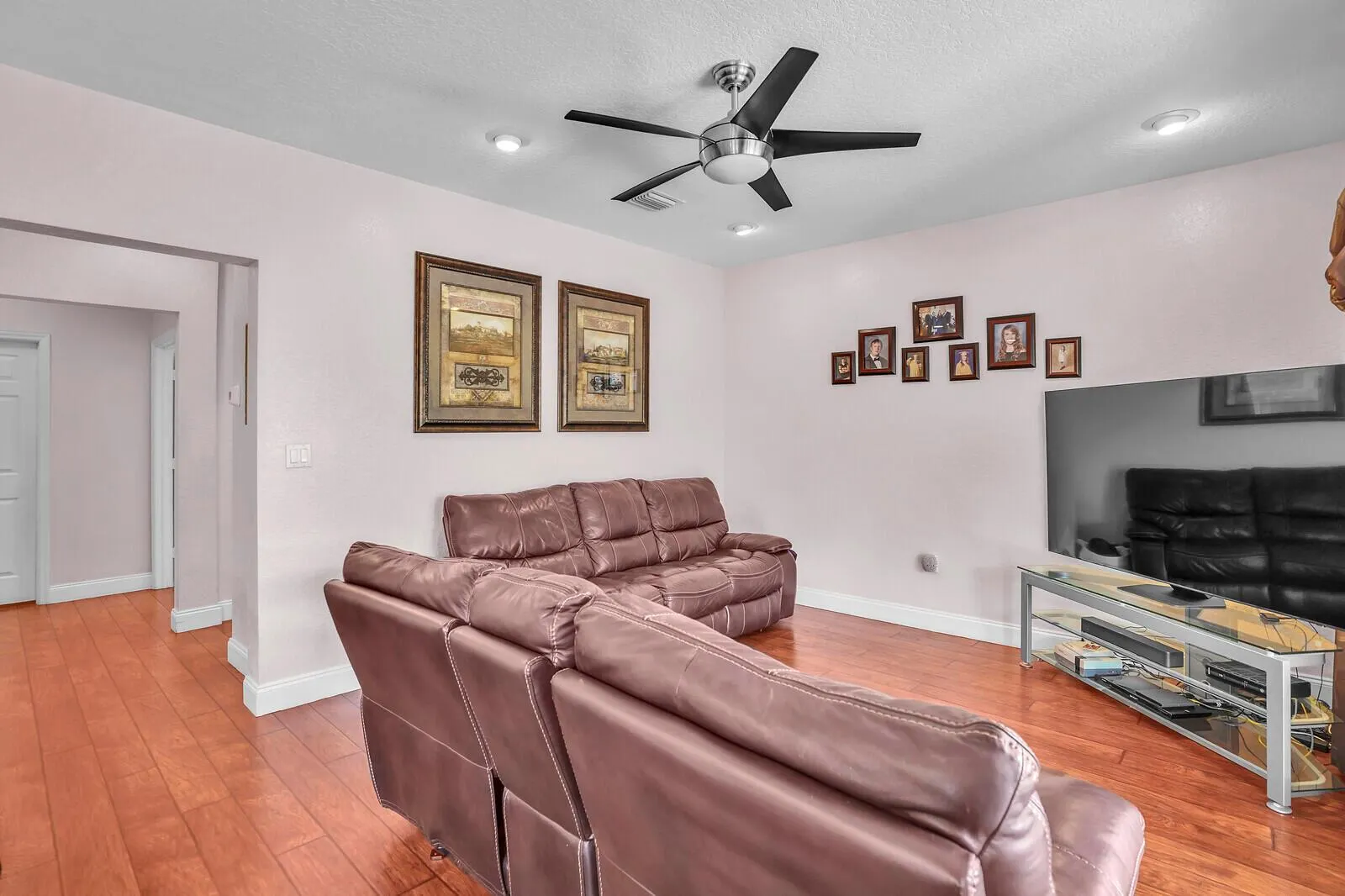 317 E Garden Cove Circle