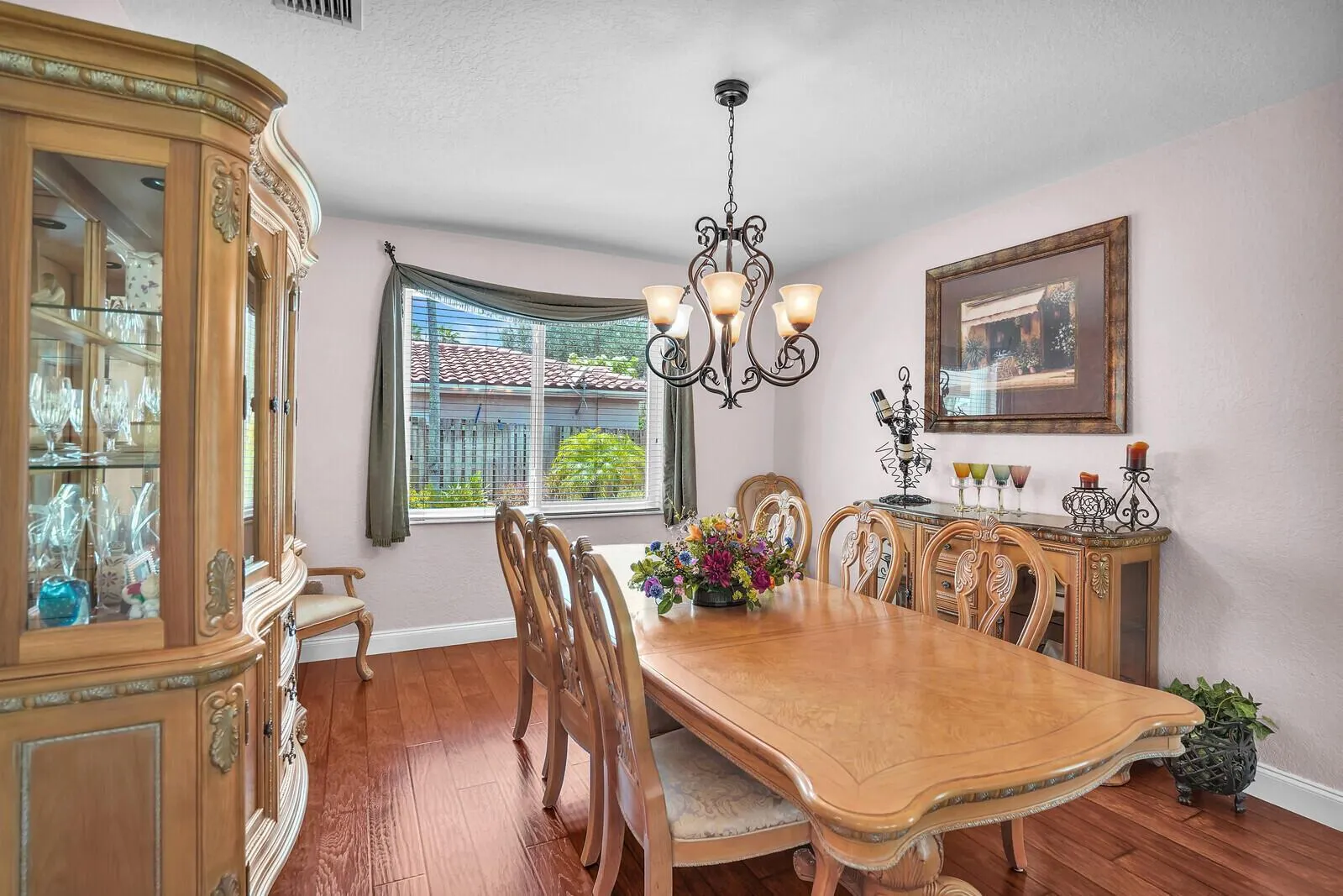 317 E Garden Cove Circle