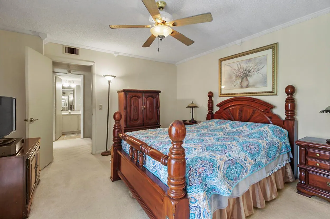 3575 SW Sunset Trace Circle, #3575