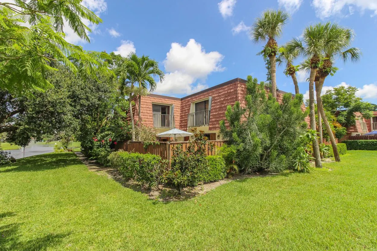3575 SW Sunset Trace Circle, #3575