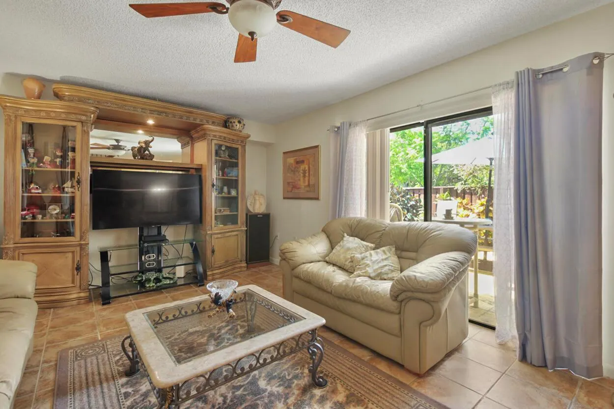 3575 SW Sunset Trace Circle, #3575