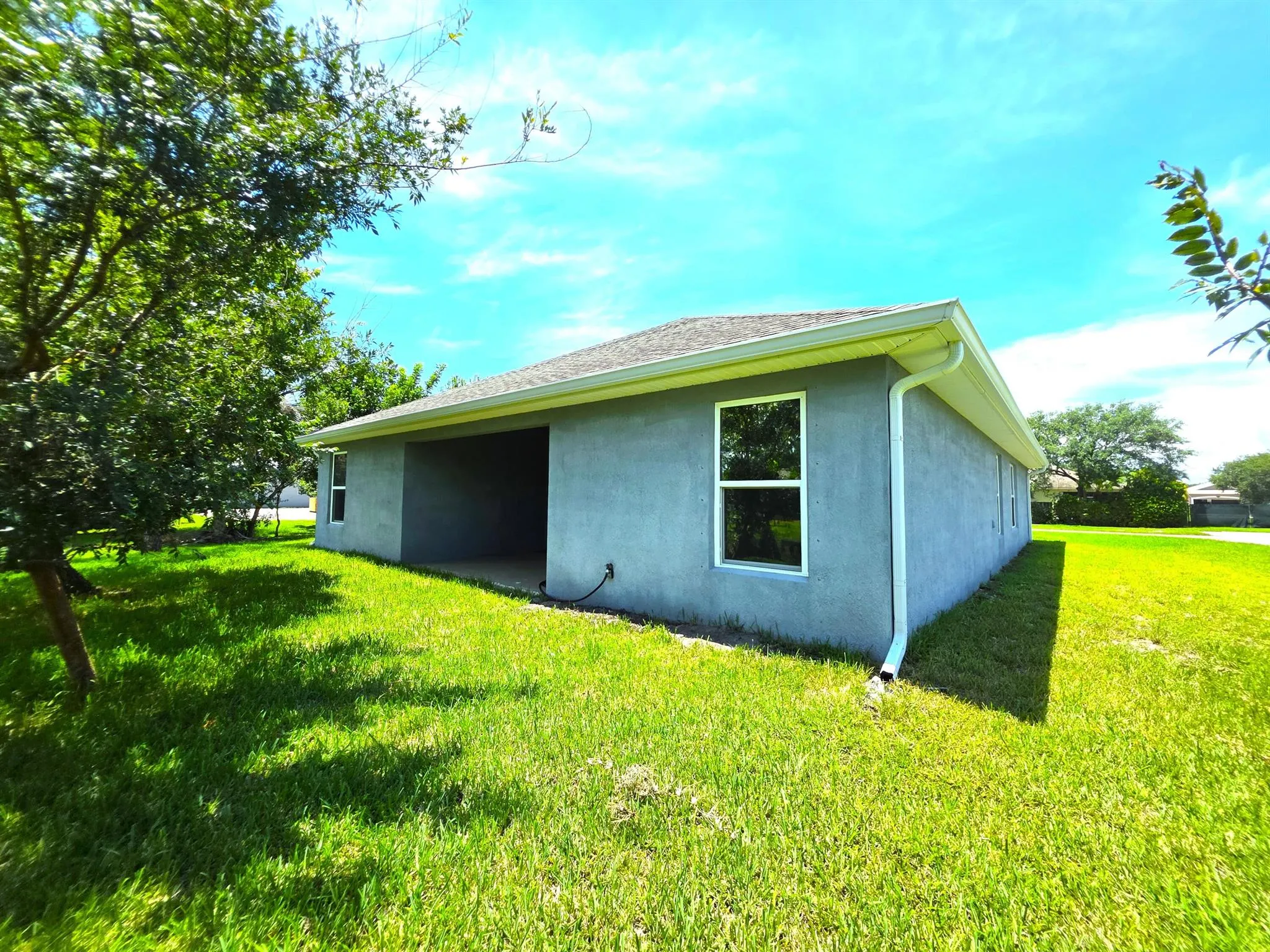 1102 Laconia Street