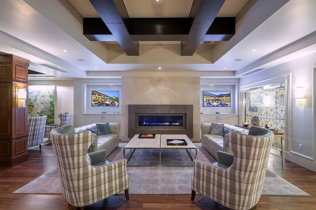 6923 Queenferry Circle