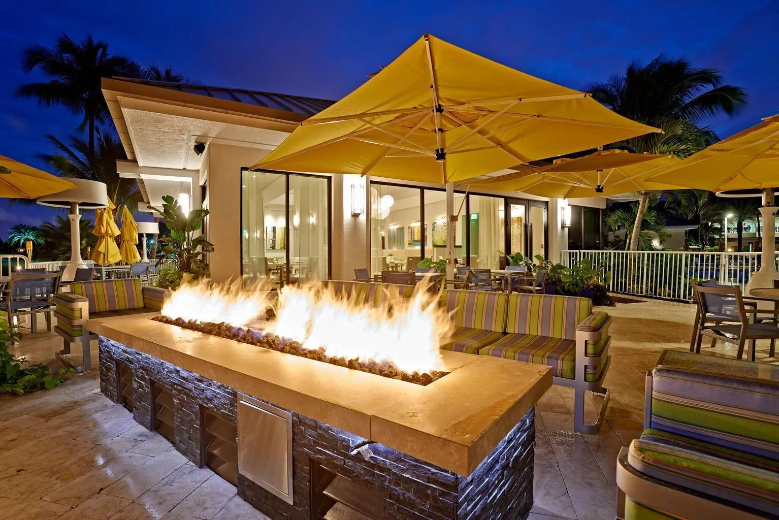 6923 Queenferry Circle
