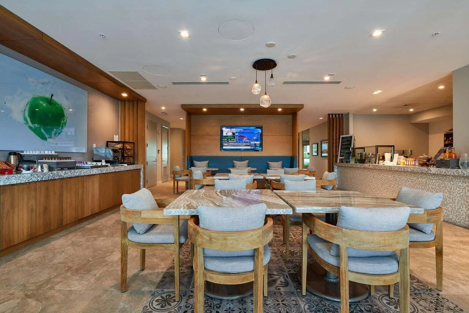 6923 Queenferry Circle